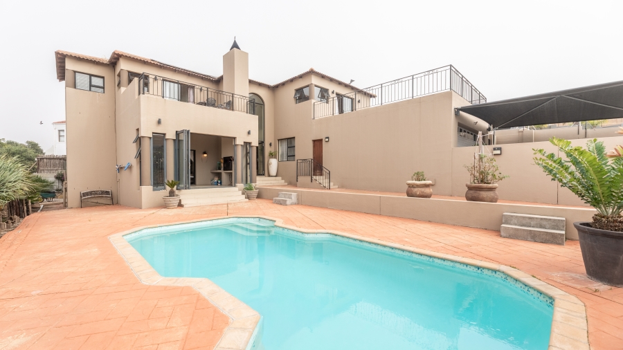 4 Bedroom Property for Sale in West Beach Western Cape